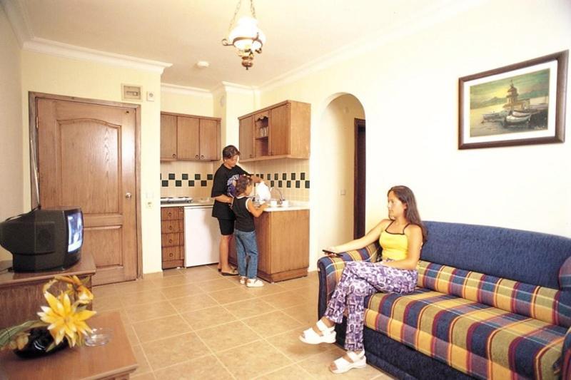 Amber-Rose Apart Hotel Alanya Habitación foto