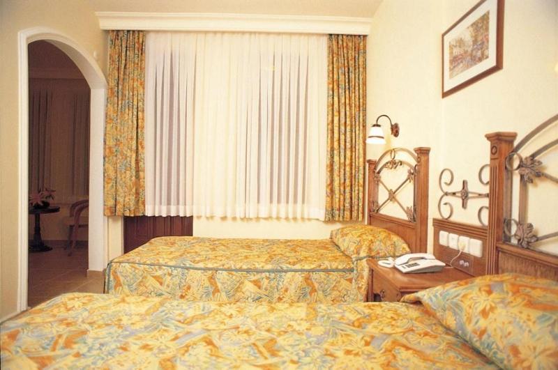 Amber-Rose Apart Hotel Alanya Habitación foto